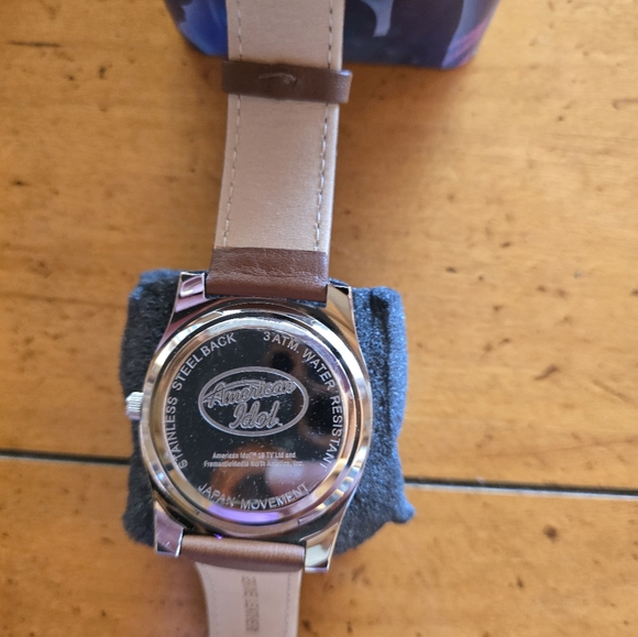 New vintage American Idol collector's edition genuine leather watch. - Picture 5 of 8
